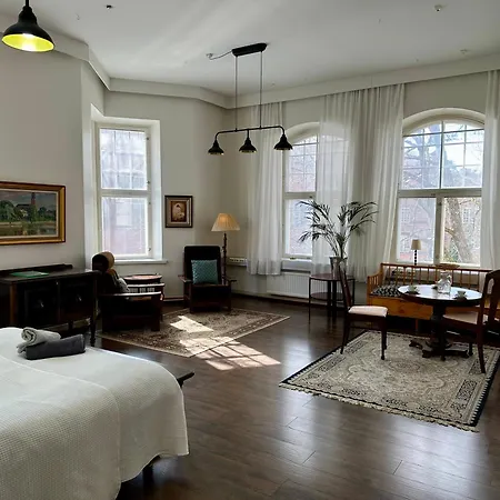 Tehdassaari Hq - Paeaekonttori Ξενοδοχείο με διαμερίσματα *