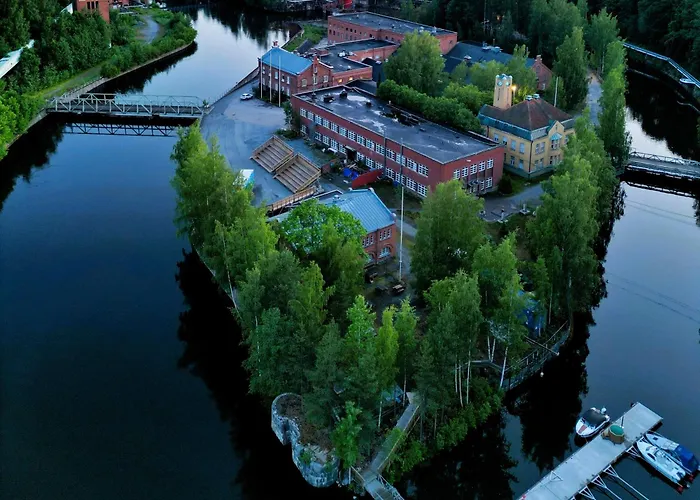 Tehdassaari Hq - Paeaekonttori מלון דירות נוקיה